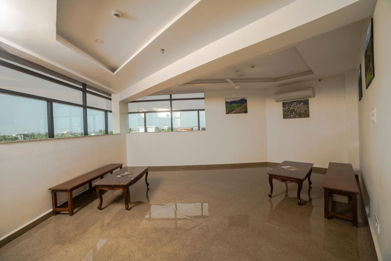 Hotel Guruvayur Darshan Eksteriør bilde