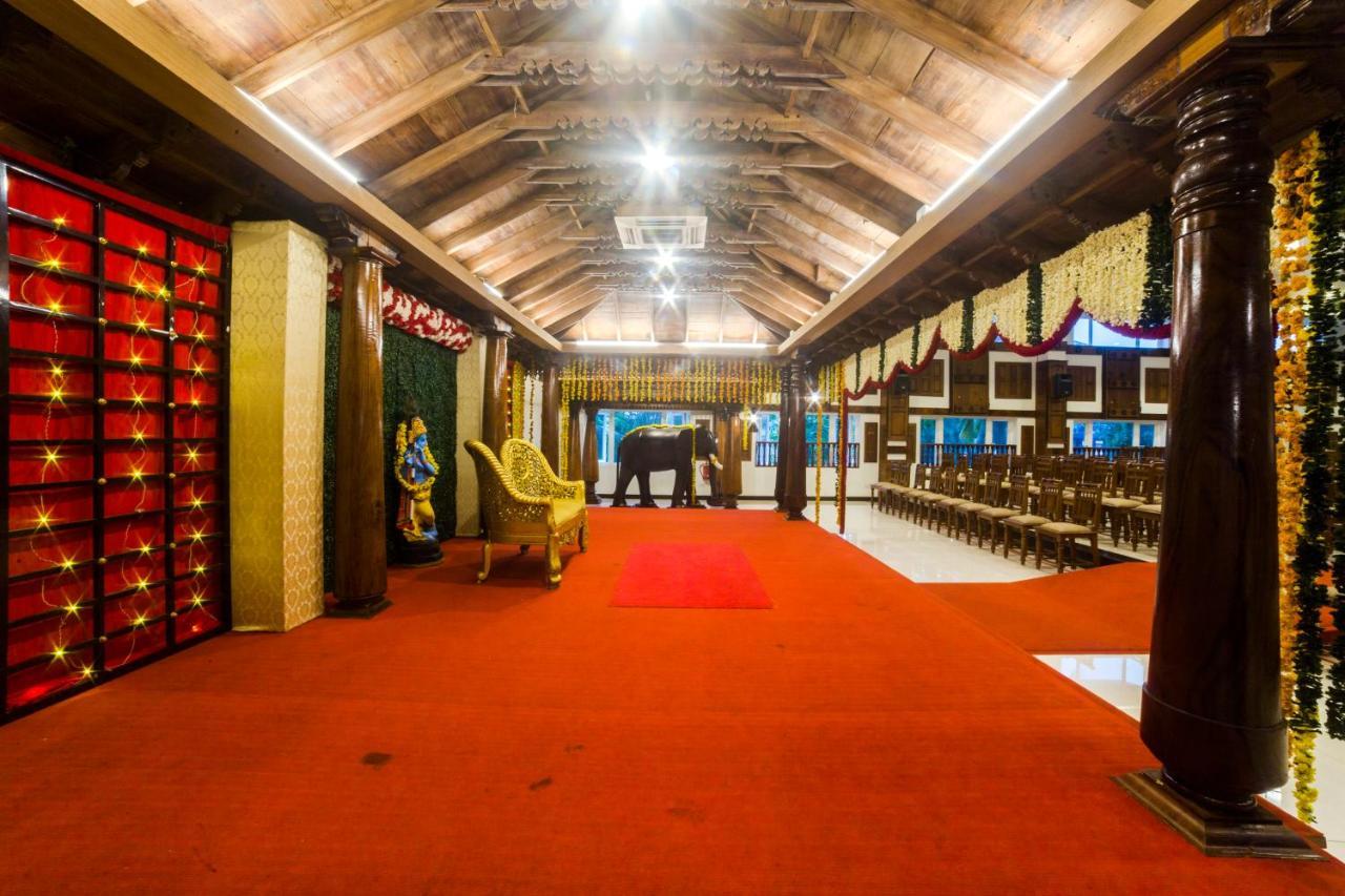 Hotel Guruvayur Darshan Eksteriør bilde