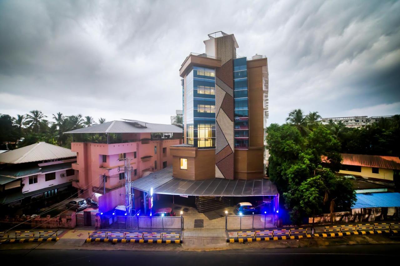 Hotel Guruvayur Darshan Eksteriør bilde