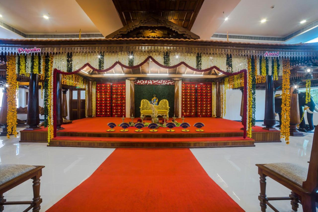 Hotel Guruvayur Darshan Eksteriør bilde