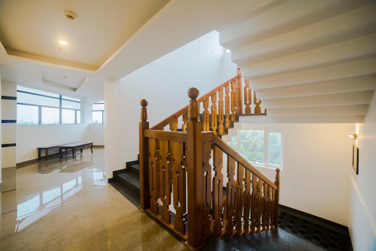 Hotel Guruvayur Darshan Eksteriør bilde
