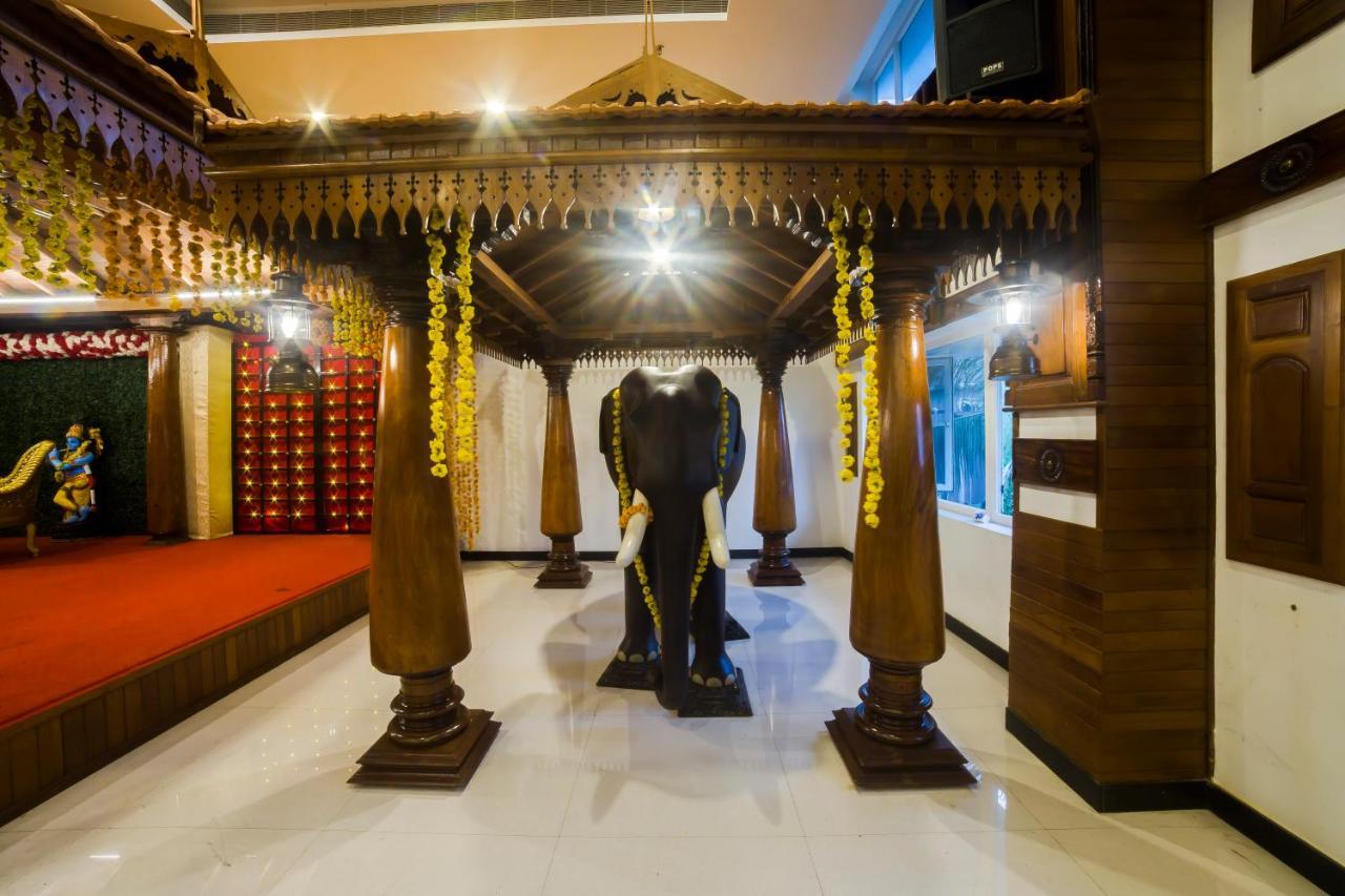 Hotel Guruvayur Darshan Eksteriør bilde